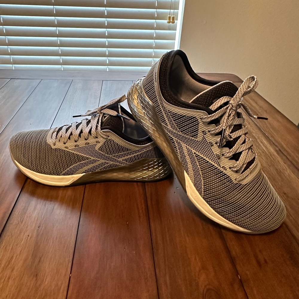 Reebok Nano Crossfit. Size 10. Gray/Silver. Excellent Condition
